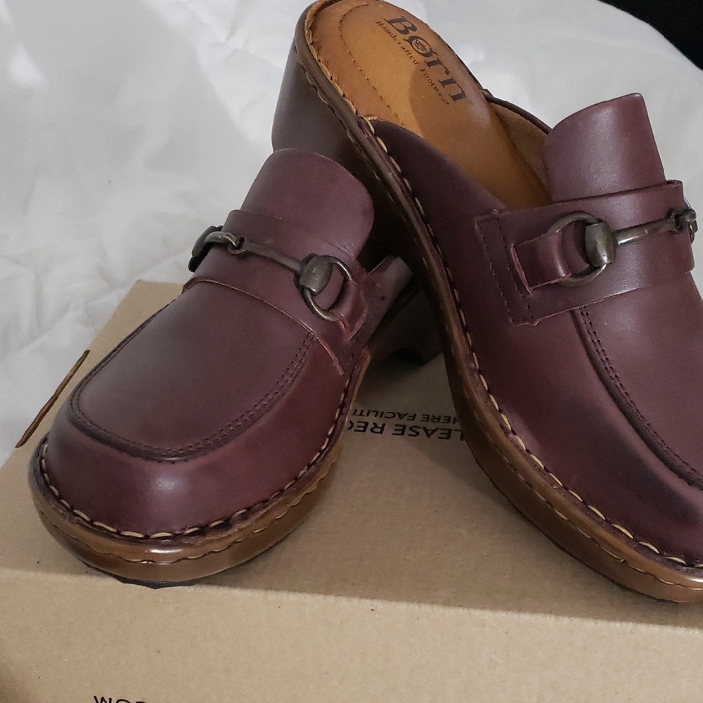 Born Women's Rich Brown Leather Mules